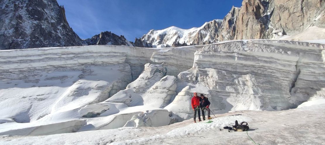 Techniques de marche : Marcher sur le glacier avec crampons