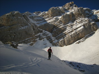 Montée à ski de randonnée au col du Rasoir
