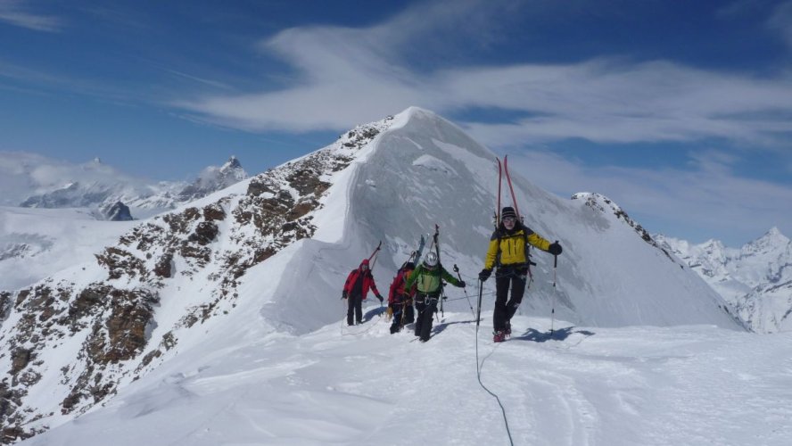 Traversée des 4000 du Mont-Rose à skis