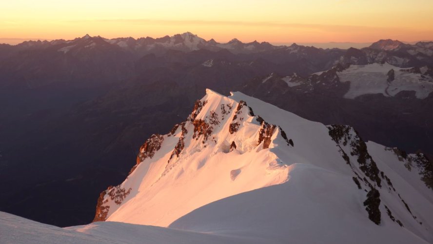Le Mont-Blanc de Courmayeur depuis le sommet