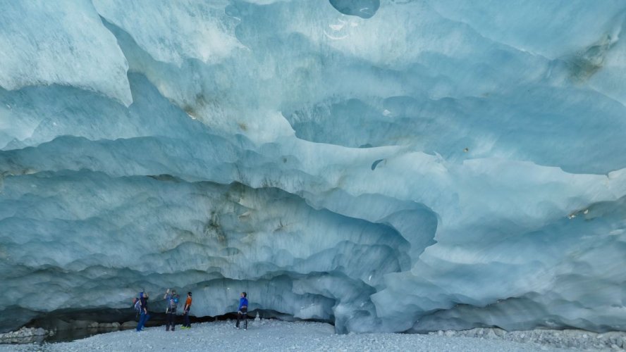 La grotte de glace du glacier de Zinal